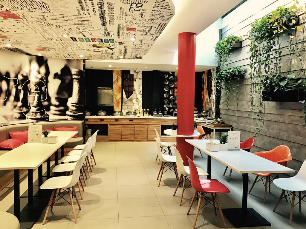 Ibis Shanghai Gubei Kültér fotó